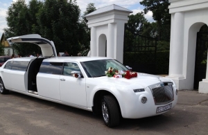 Аренда Chrysler 300C Limousine в Воронеже