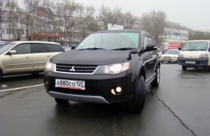 Аренда Mitsubishi Outlander в Владивостоке