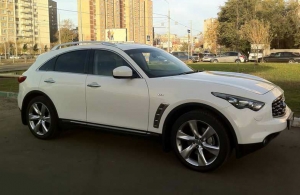 Аренда Infiniti FX35 в Ростове-на-Дону