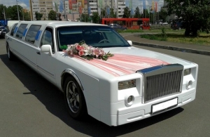 Аренда Lincoln Town Car Limousine в Казани