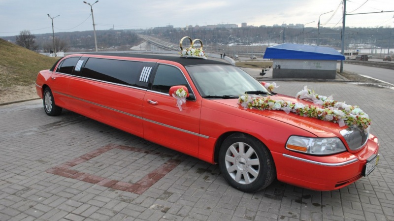 Аренда Lincoln Town Car Limousine в Иркутске
