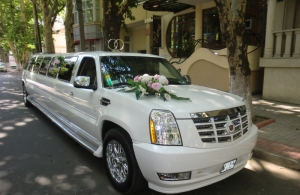 Аренда Cadillac Escalade Limousine в Иркутске