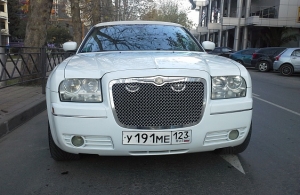 Аренда Chrysler 300C Limousine в Краснодаре