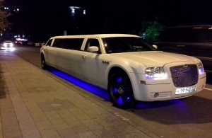 Аренда Chrysler 300C Limousine в Краснодаре