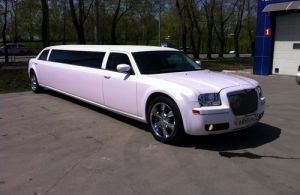 Аренда Chrysler 300C Limousine в Хабаровске