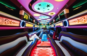 Аренда Hummer H2 Limousine в Челябинске