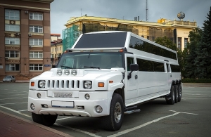 Аренда Hummer H2 Limousine в Челябинске