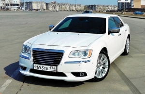 Аренда Chrysler 300C в Челябинске