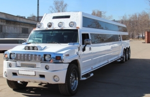 Аренда Hummer H2 Limousine в Челябинске