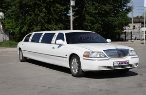 Аренда Lincoln Town Car Limousine в Тольятти