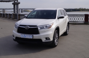 Аренда Toyota Highlander в Новосибирске