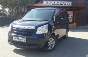 Аренда Toyota Voxy в Южно-Сахалинск