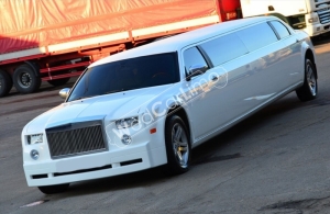 Аренда Chrysler 300C Limousine в Воронеже