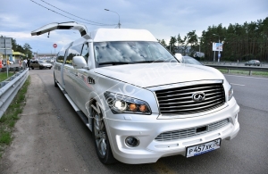 Аренда Infiniti QX56 Limousine в Воронеже