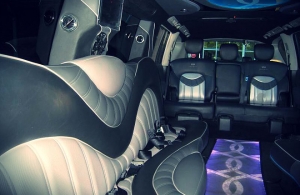 Аренда Infiniti QX56 Limousine в Липецк