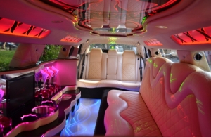 Аренда Chrysler 300C Limousine в Рязань