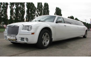 Аренда Chrysler 300C Limousine в Улан-Удэ