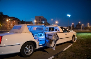 Аренда Lincoln Town Car Limousine в Ярославль