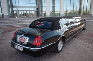 Аренда Lincoln Town Car Limousine в Ярославль