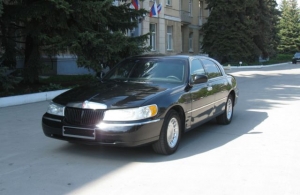 Аренда Lincoln Town Car Limousine в Магнитогорск