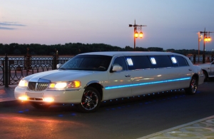 Аренда Lincoln Town Car Limousine в Астрахани