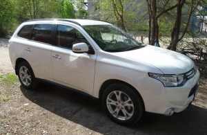 Аренда Mitsubishi Outlander в Мурманск