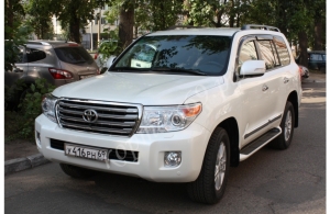 Аренда Toyota Land Cruiser в Тверь