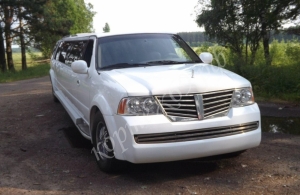 Аренда Lincoln Navigator Limousine в Тверь