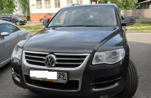 Аренда Volkswagen Touareg в Архангельске
