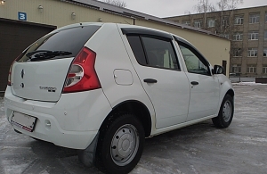 Аренда Renault Sandero в Смоленске