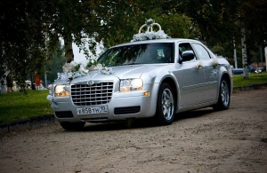 Аренда Chrysler 300C Limousine в Петрозаводске