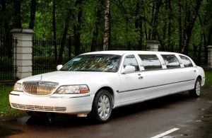 Аренда Lincoln Town Car Limousine в Калининграде