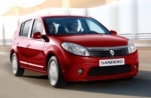 Аренда Renault Sandero в Санкт-Петербурге