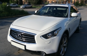 Аренда Infiniti FX37 в Екатеринбурге