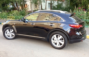 Аренда Infiniti FX37 в Москве