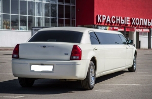 Аренда Chrysler 300C Limousine в Пенза